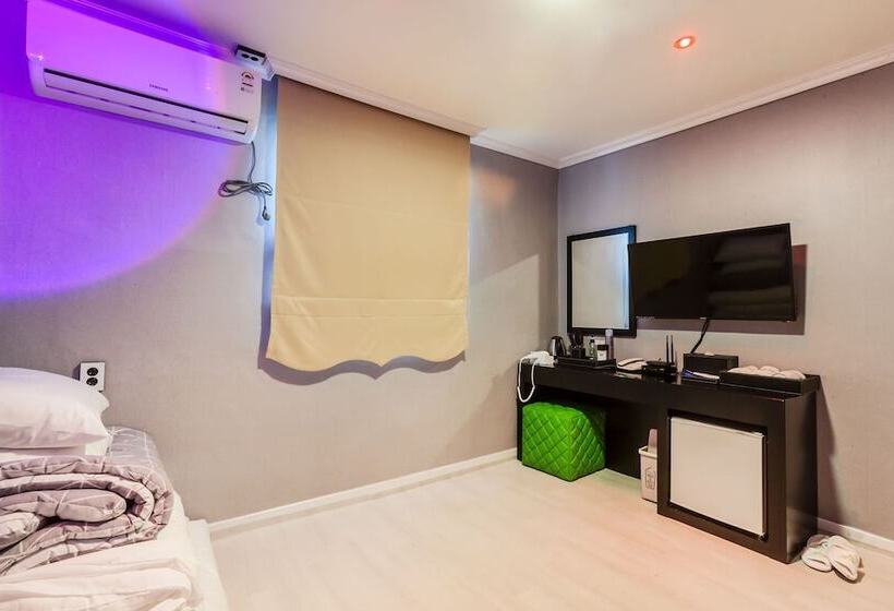 مُتل Pocheon Baegun