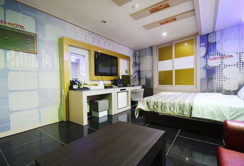 Motel Sacheon Lapis