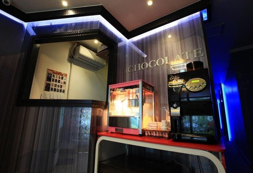 Motel Seongnam Chocolate Drive In