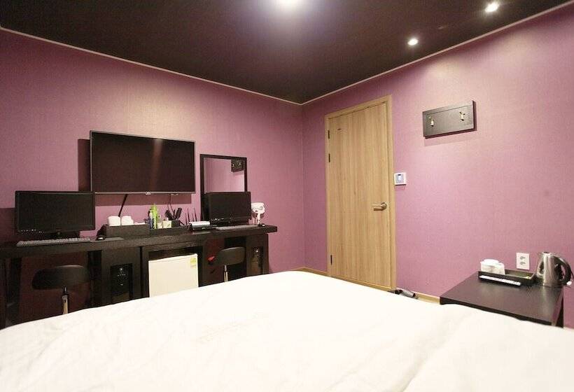 Motel Seongnam Chocolate Drive In