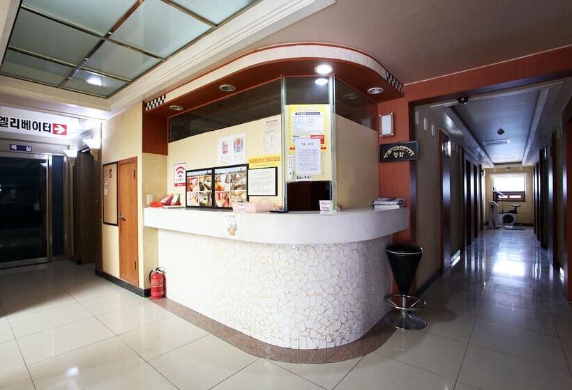 汽车旅馆  Sokcho Mirage