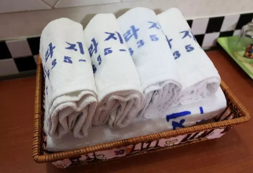 モーテル Sokcho Mirage