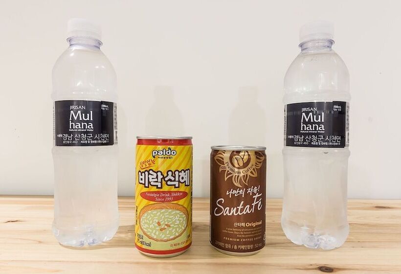 Motel Suwon Johnny B