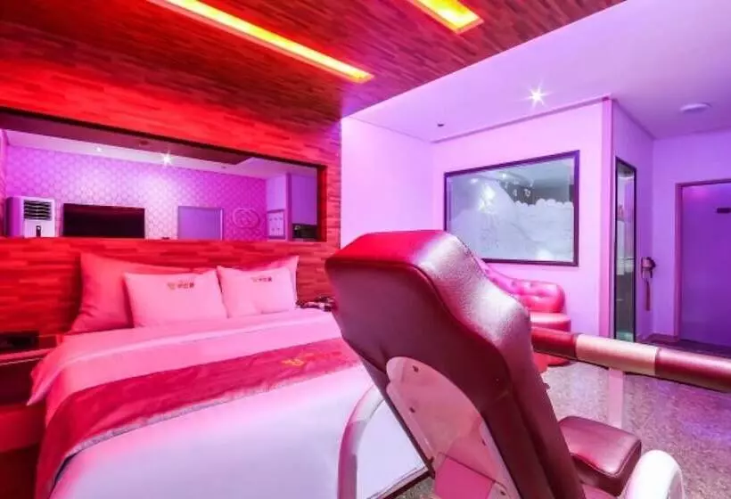 Muan Namak King Self Checkin Motel