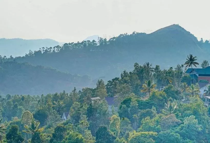 Majatalo Treebo Wanderlust Residency With Mountain View