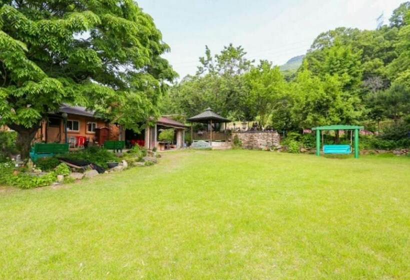 Pensiune Yangpyeong Yangshui Renovation Tile