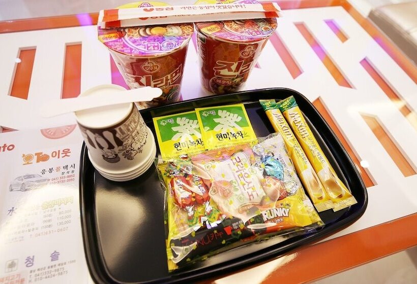 Yesan Orange Tomato Self Checkin Motel