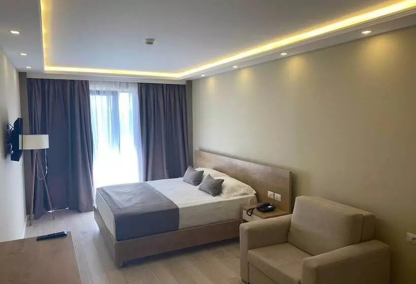 Amber Hotel Albania