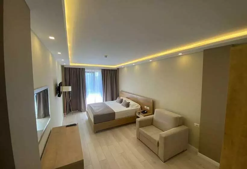 Amber Hotel Albania