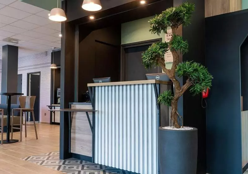 B&b Hotel Poitiers Aeroport