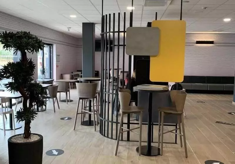 B&b Hotel Poitiers Aeroport