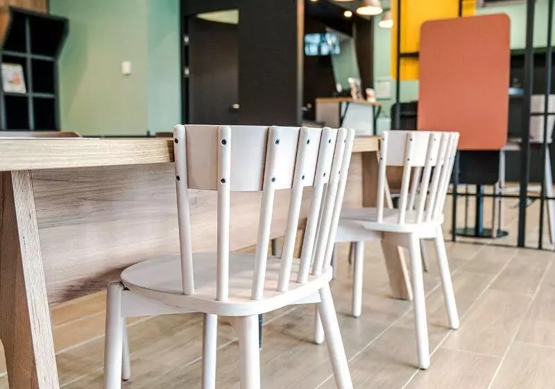 B&b Hotel Poitiers Aeroport