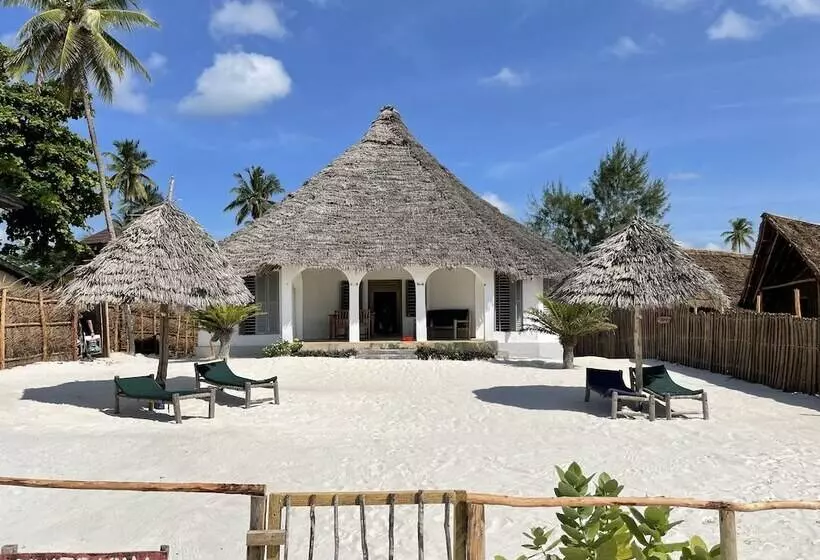 ベッドアンドブレックファースト Paradise Beach Villa Paje