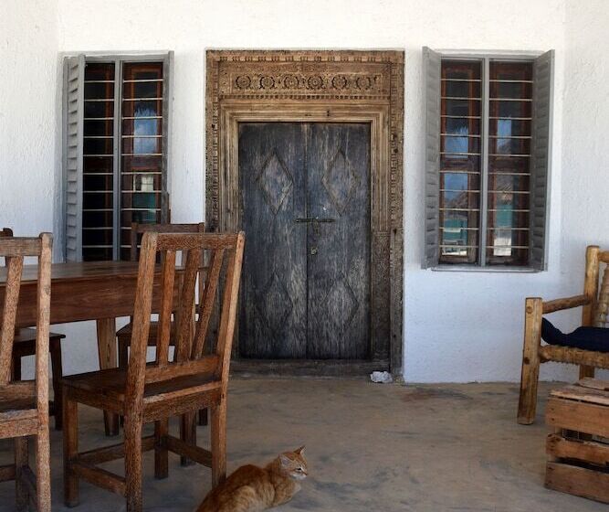 ベッドアンドブレックファースト Paradise Beach Villa Paje