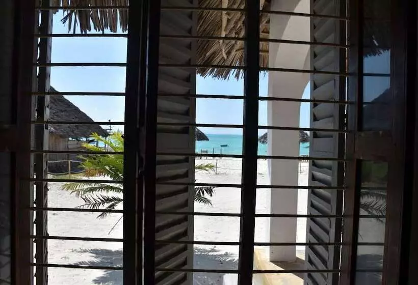 ベッドアンドブレックファースト Paradise Beach Villa Paje