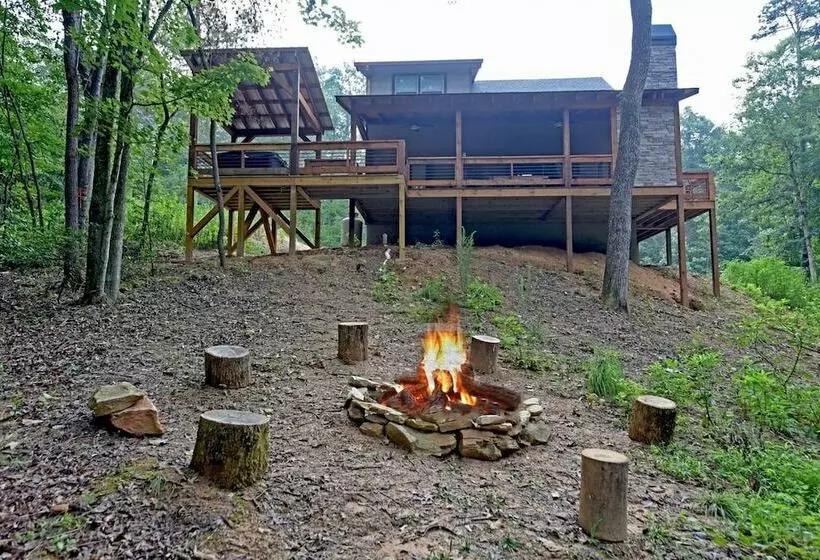 Chic On The Creek  Blue Ridge