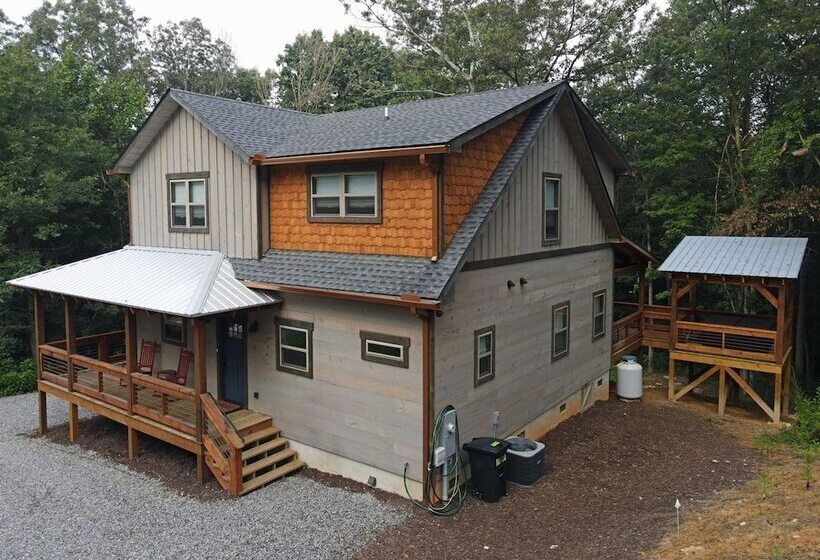 Chic On The Creek  Blue Ridge