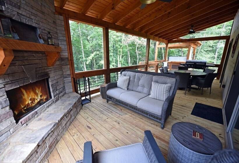 Chic On The Creek  Blue Ridge