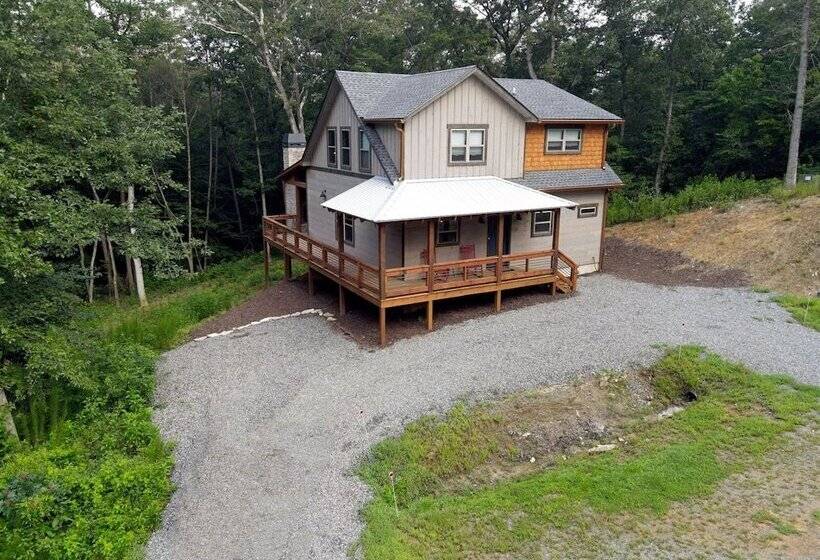 Chic On The Creek  Blue Ridge