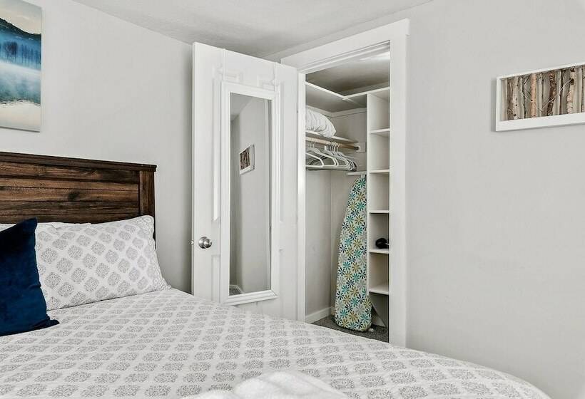 Cottage Chic Home Near Downtown Boise