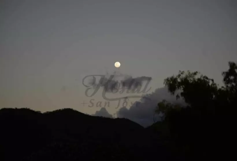 Hostal San Jose   Hostel