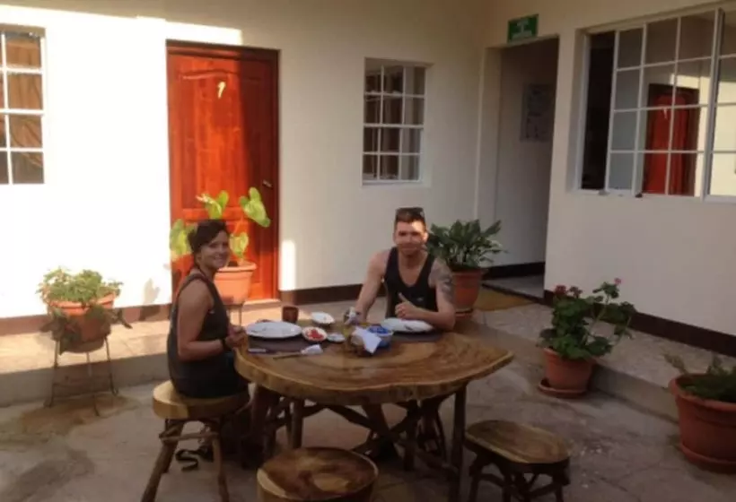 Hostal San Jose   Hostel