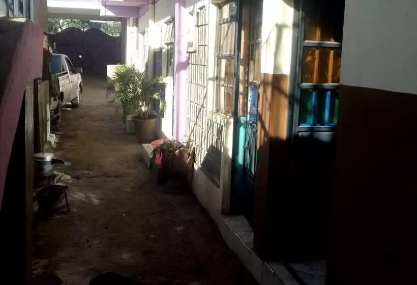 هتل Amicus Choice