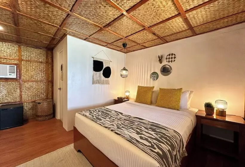 هتل Beach Huts El Nido