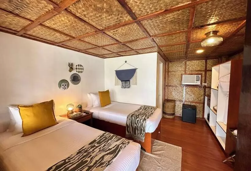 هتل Beach Huts El Nido