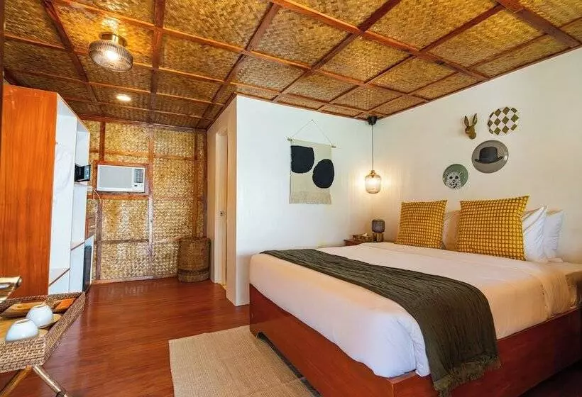 هتل Beach Huts El Nido