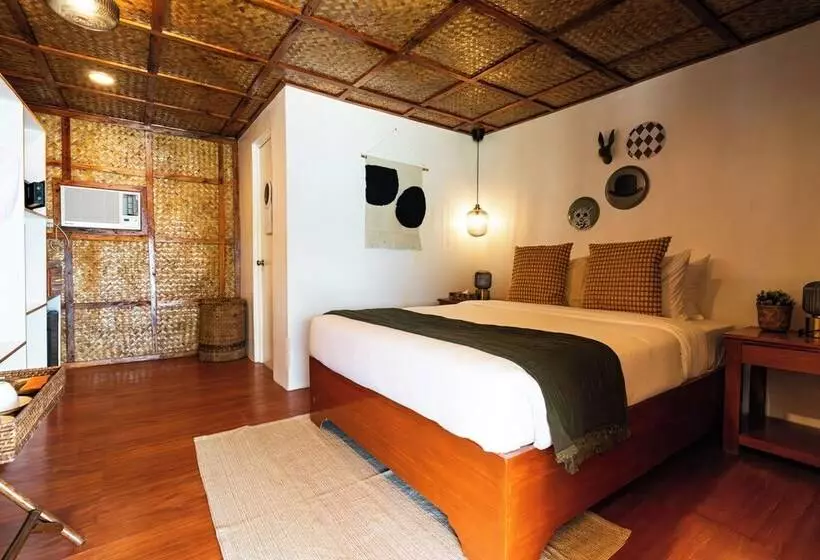 هتل Beach Huts El Nido