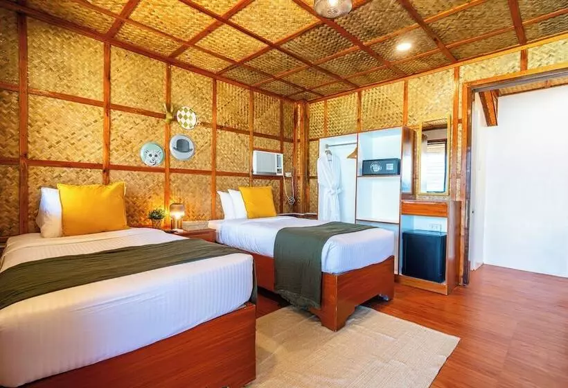هتل Beach Huts El Nido