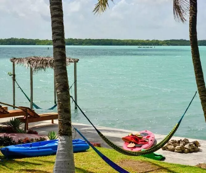 Hotelli Cofradia Del Pirata