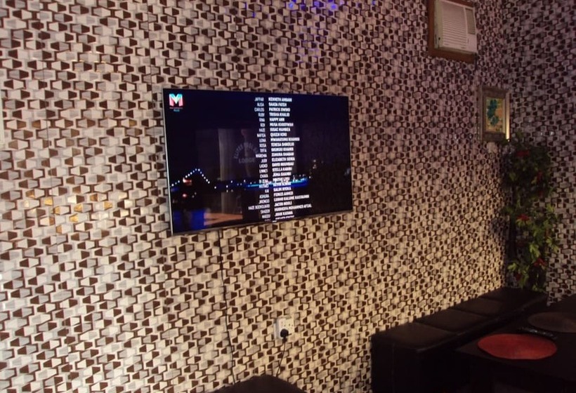 هتل Elite Poolbar & Lodge