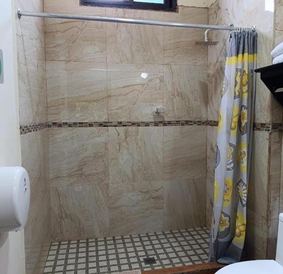 هتل Hacienda Del Pedregal