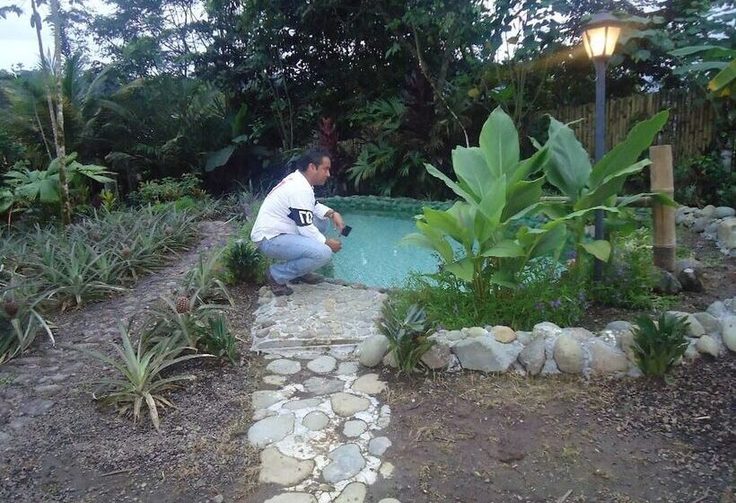 בית מלון כפרי Hosteria Eco Lodge Latorre