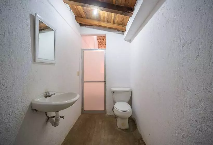 ホテル Oyo Cabañas Abril, Mazunte