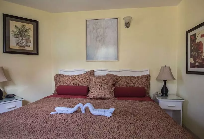 هتل Sandcastles Bed & Breakfast
