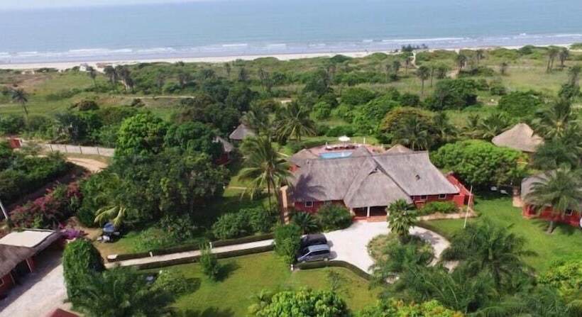 Hotelli White Horse Residence