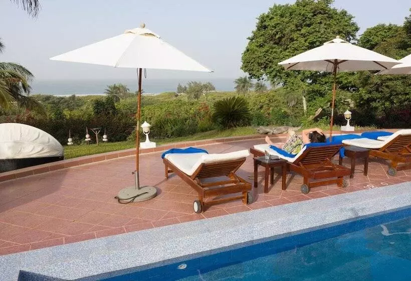 Hotelli White Horse Residence