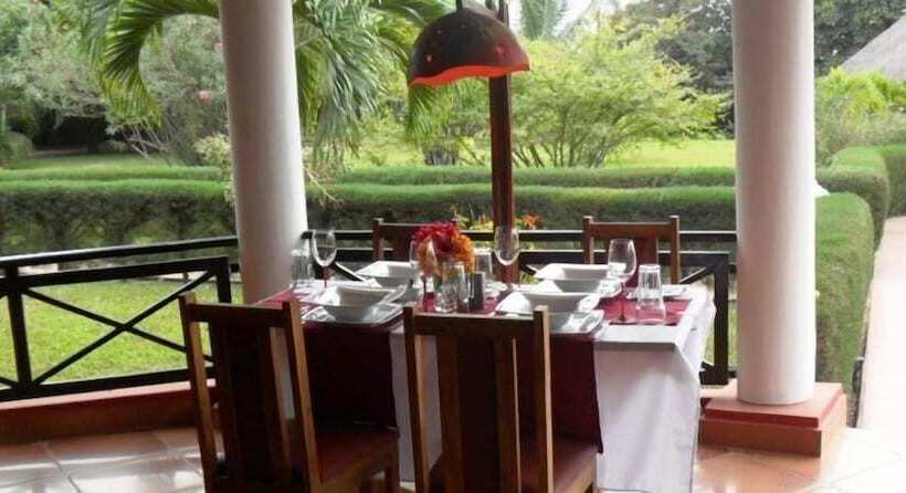 Hotelli White Horse Residence