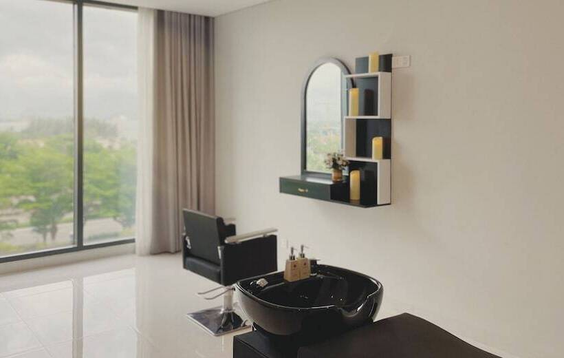 Long Thuan Hotel & Resort