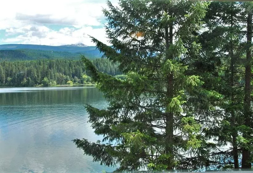 Motelli Jasper Way Inn Resort & Campground