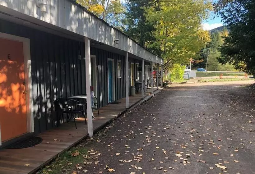 Motelli Jasper Way Inn Resort & Campground