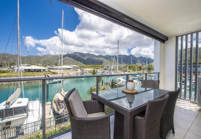 汽车旅馆 Magnetic Blue Waterfront Apartments