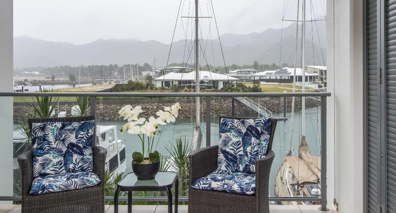 汽车旅馆 Magnetic Blue Waterfront Apartments