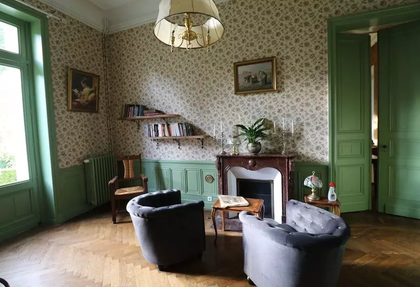 Majatalo Domaine De Champ Rose