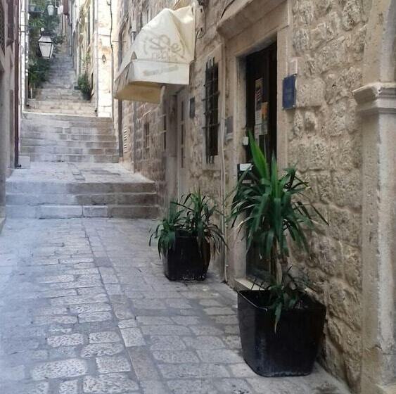 פנסיון Guest House Marija