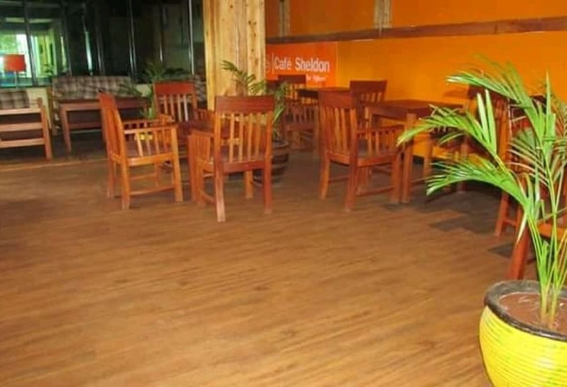 پانسیون Kape Samaritan Guest House