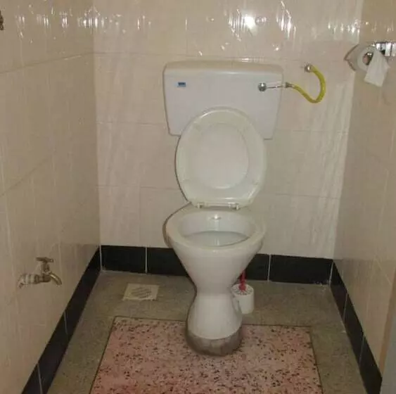 پانسیون Kape Samaritan Guest House